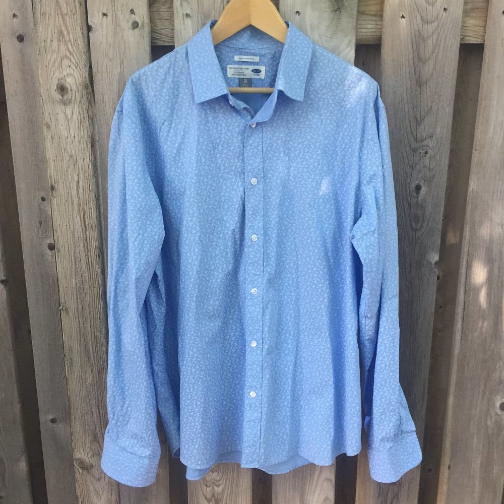 Old Navy "The Signature Shirt" blue button down - XL